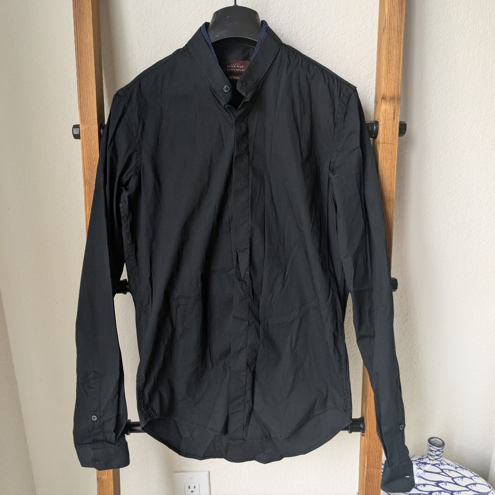 Zara Men's Black Super Slim Fit Button Down Shirt With Navy Collar Application